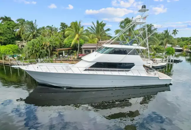 Hatteras 82 Convertible BELLISSIMA