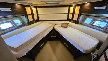 Thumbnail von Азимут 62S