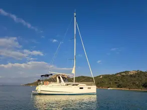 Thumbnail von Beneteau Oceanis 35.1