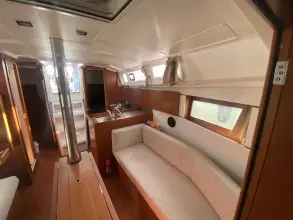 Thumbnail von Beneteau Oceanis 35.1