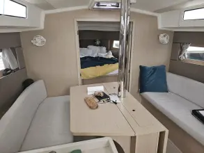 Thumbnail von Beneteau Oceanis 38.1 BLUE FOX