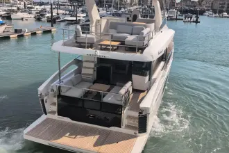 Thumbnail von Absolute Navetta 53 Explore Further