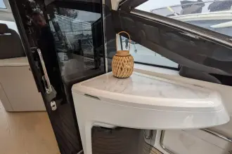 Thumbnail von Fairline Targa 45 GT Tender Garage & Hi/Lo Swimplatform