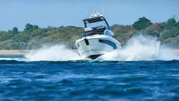 Thumbnail von Fairline Squadron 58 On Order