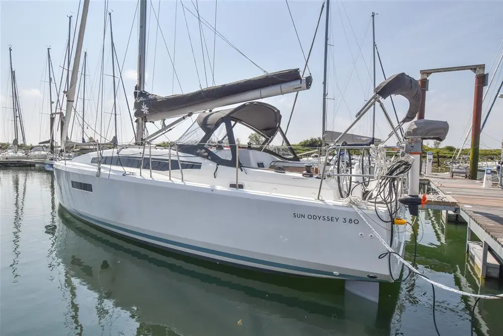 Jeanneau Sun Odyssey 380