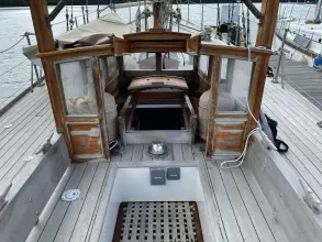 Thumbnail von Laurent Giles Dyarchy Gaff Cutter