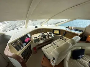 Thumbnail von Fairline Squadron 52