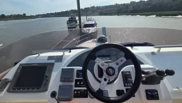 Thumbnail von Fairline Phantom 40