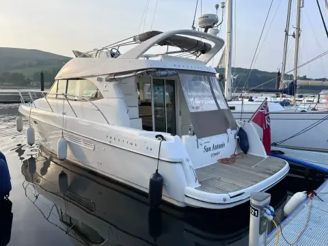Jeanneau 36 Flybridge San Antonio