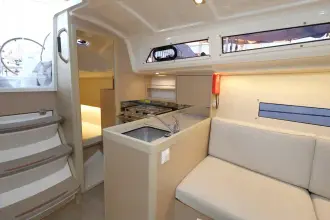 Thumbnail von Beneteau Oceanis 30.1 Pure Drive