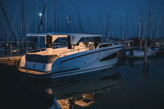 Delphia 10 Lounge Top (Sloepen) DE 013 NEW BUILD