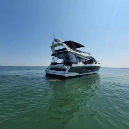 Galeon 550 FLY