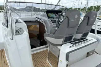 Thumbnail von Jeanneau Cap Camarat 9.0 WA Piper