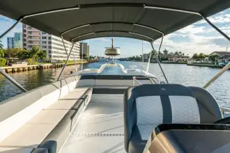 Thumbnail von Galeon 400 FLY