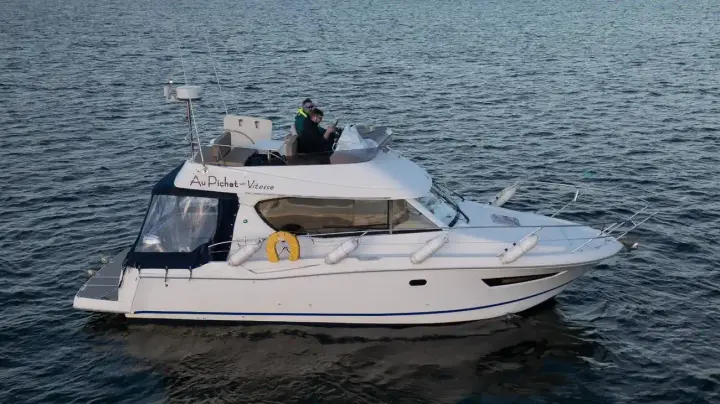 Jeanneau Merry Fisher 10