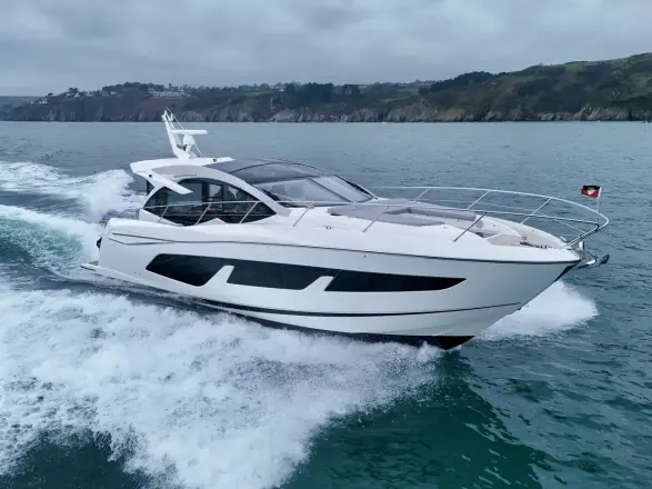 Sunseeker Predator 50 BLUE CREW