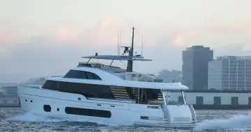 Thumbnail von Azimut Magellano 25M
