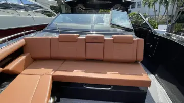 Thumbnail von Cruisers Yachts 38 GLS OB