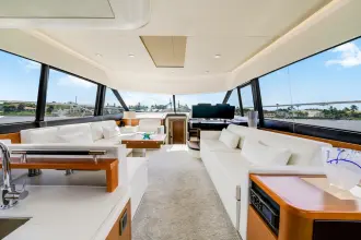 Thumbnail von Prestige 560