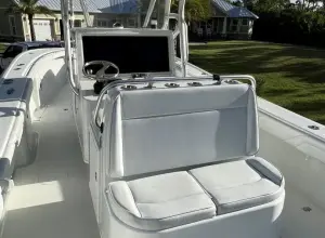 Thumbnail von Yellowfin 32 Offshore