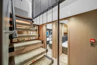 Thumbnail von Sunseeker 86 Yacht