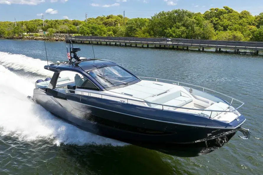 Azimut 48