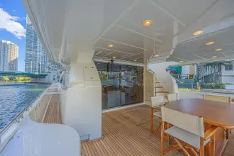 Thumbnail von Ferretti Yachts 830 Noral
