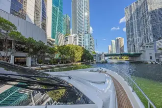 Thumbnail von Ferretti Yachts 830 Noral