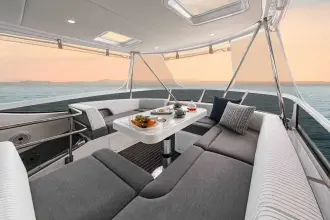 Thumbnail von Riviera Sports Motor Yacht 46