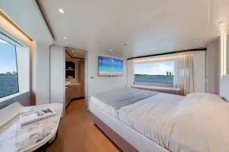 Thumbnail von Absolute Navetta 62