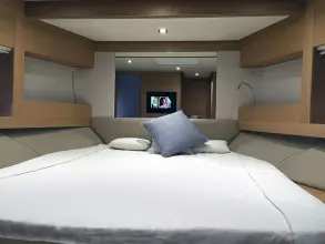 Thumbnail von Pershing 64 Macan