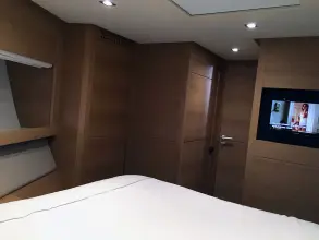 Thumbnail von Pershing 64 Macan