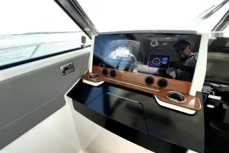 Thumbnail von Tiara Yachts 43LE