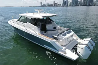 Thumbnail von Tiara Yachts 43LE