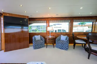 Thumbnail von Hatteras 80 Enclosed Bridge Skylounge SAPPHIRE