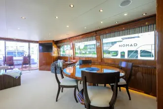 Thumbnail von Hatteras 80 Enclosed Bridge Skylounge SAPPHIRE
