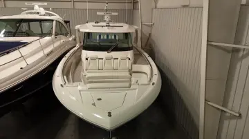 Thumbnail von Tiara Yachts 48LS