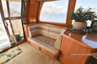 Thumbnail von Mckinna 57 Pilothouse Decompress