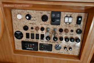 Thumbnail von Mckinna 57 Pilothouse Decompress