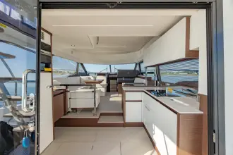 Thumbnail von Prestige 460