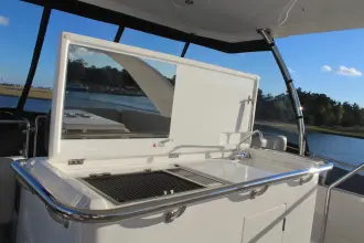 Thumbnail von Яхта Aquila 44