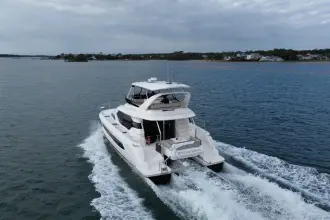 Thumbnail von Яхта Aquila 44