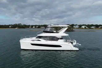 Thumbnail von Яхта Aquila 44