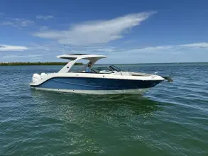 Thumbnail von Sea Ray SLX 310 s motorem