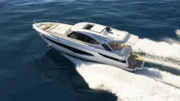 Thumbnail von リビエラ 4300 スポーツエクスプレス