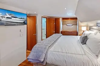 Thumbnail von Hatteras 64 Motoryacht