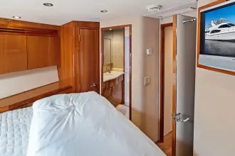 Thumbnail von Hatteras 64 Motoryacht