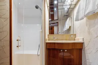 Thumbnail von Hatteras 64 Motoryacht