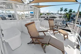 Thumbnail von Hatteras 64 Motoryacht
