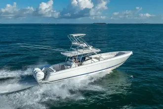 Thumbnail von Intrepid 400 Cuddy